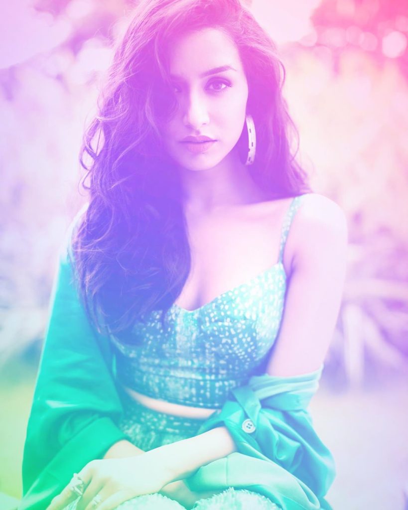 shraddha kapoor hd wallpaper,pink,purple,beauty,photo shoot,lip