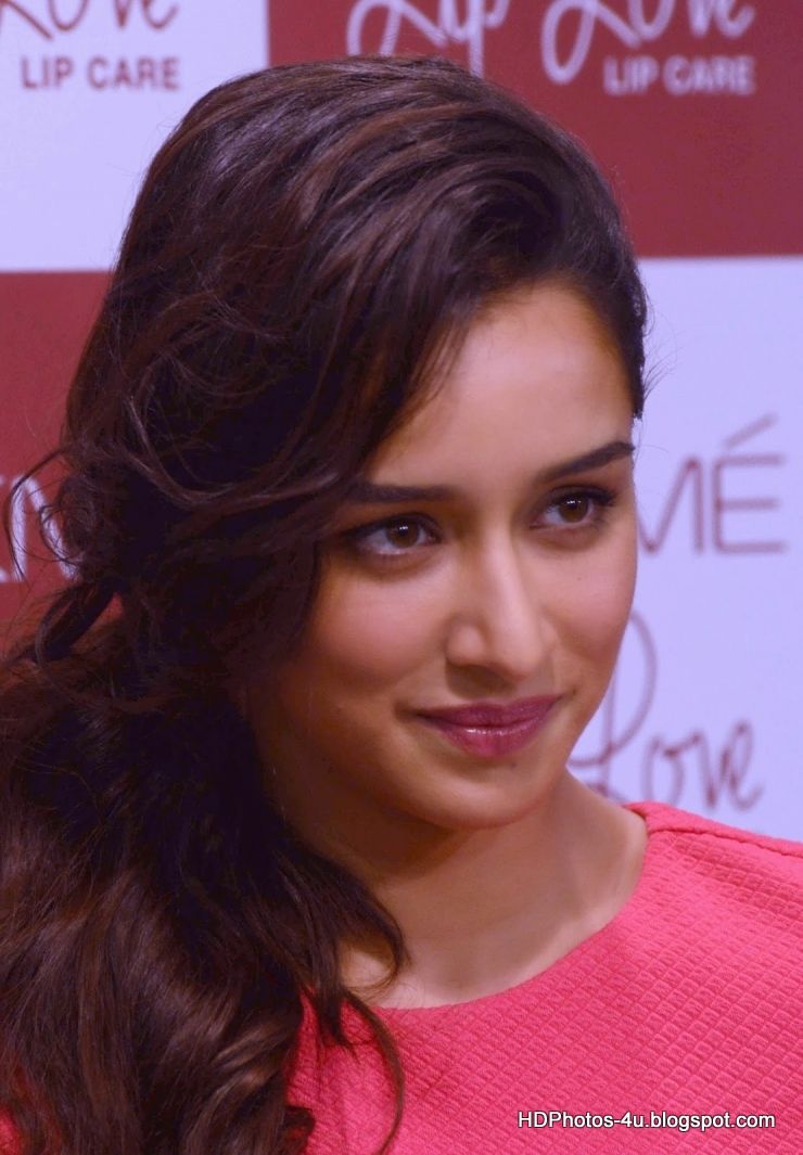 shraddha kapoor fond d'écran hd,cheveux,coiffure,visage,sourcil,front