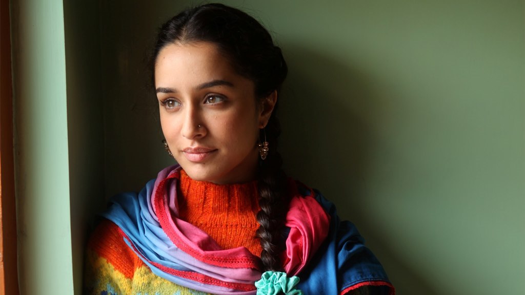 shraddha kapoor hd wallpaper,face,cheek,scarf,forehead,lip