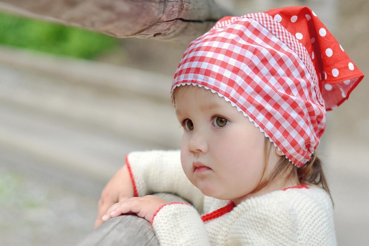 baby photos wallpapers,child,clothing,baby,beanie,knit cap