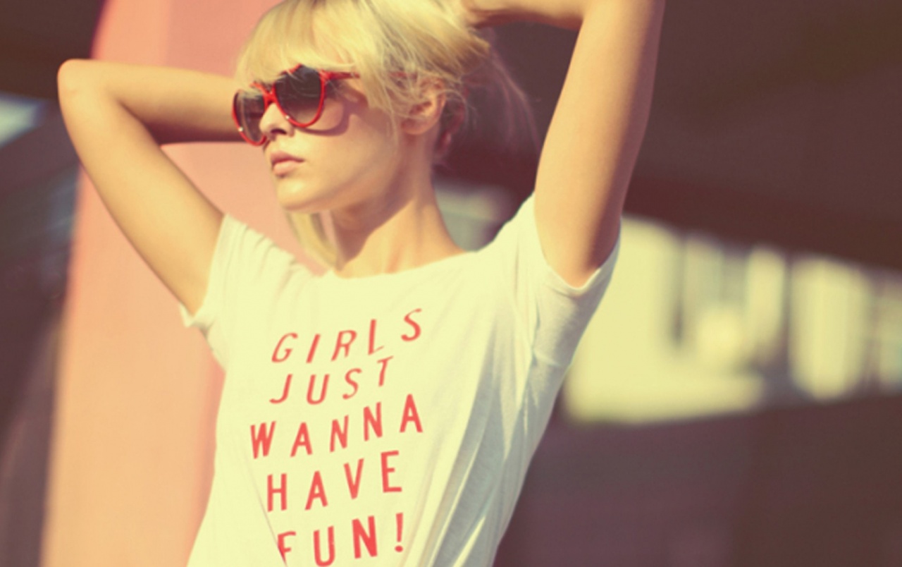 cool wallpapers for girls,eyewear,hair,blond,sunglasses,cool