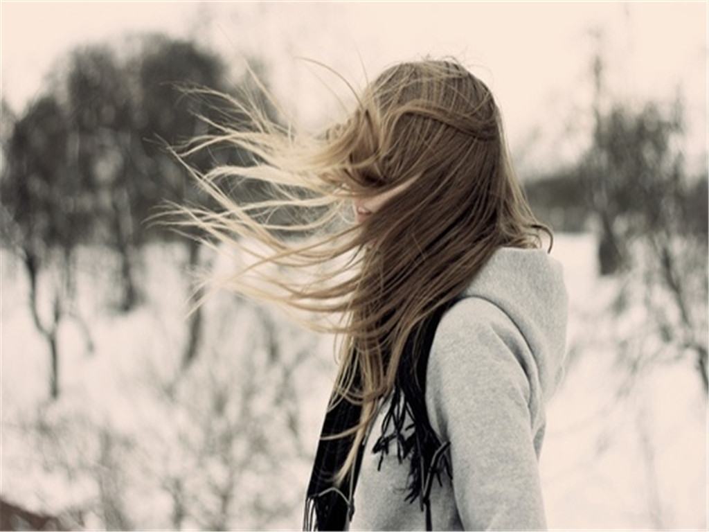 cool wallpapers for girls,hair,people in nature,photograph,black and white,shoulder