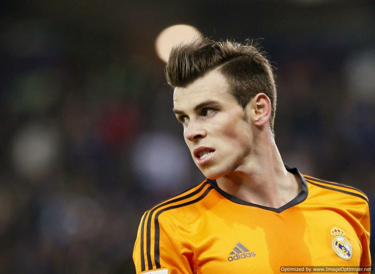 bale wallpaper,player,football player,soccer player,team sport,ball game