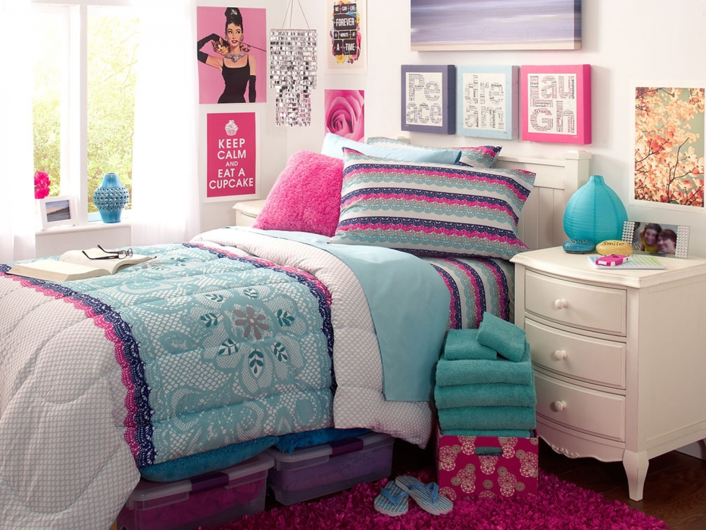 girly wallpapers for bedrooms,bedroom,bed sheet,furniture,bedding,pink