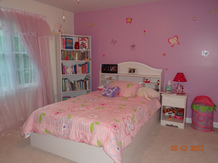 girly tapeten für schlafzimmer,schlafzimmer,bett,zimmer,möbel,rosa