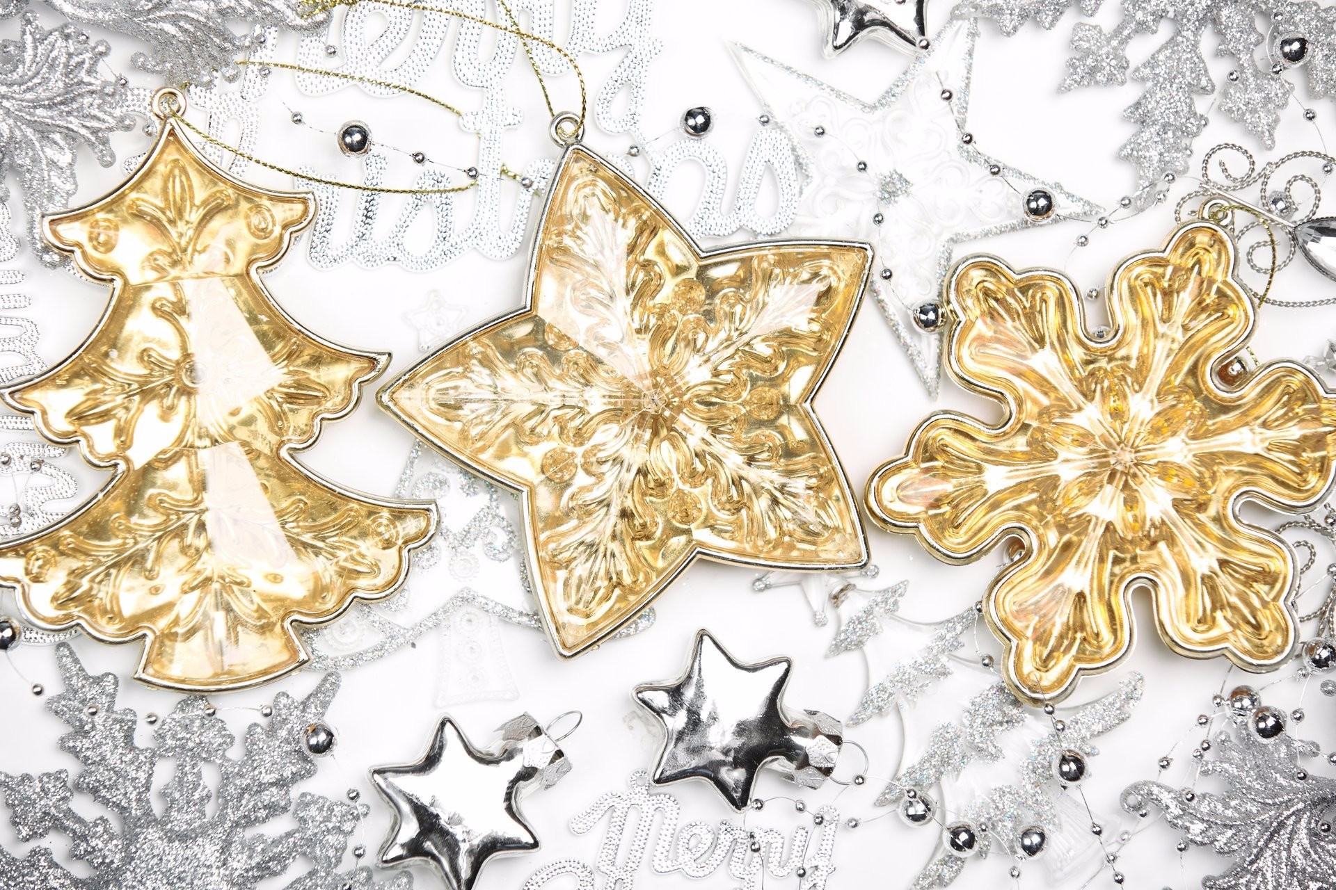 gold and silver wallpaper,christmas ornament,ornament,design,pattern,plant