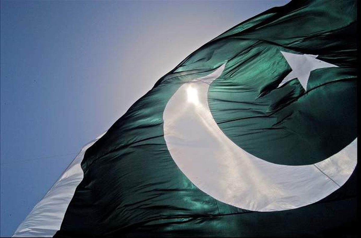 pakistan flag wallpaper,blue,water,sky,architecture,photography