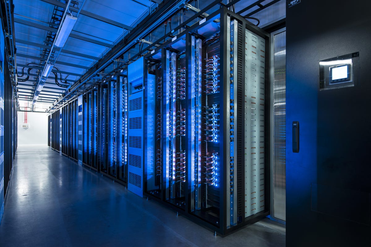 server wallpaper,blue,architecture,building,technology,ceiling