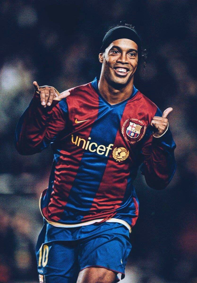 Ronaldinho Wallpaper Super Bowl Cool Player Football Player Photo Caption Wallpaperuse