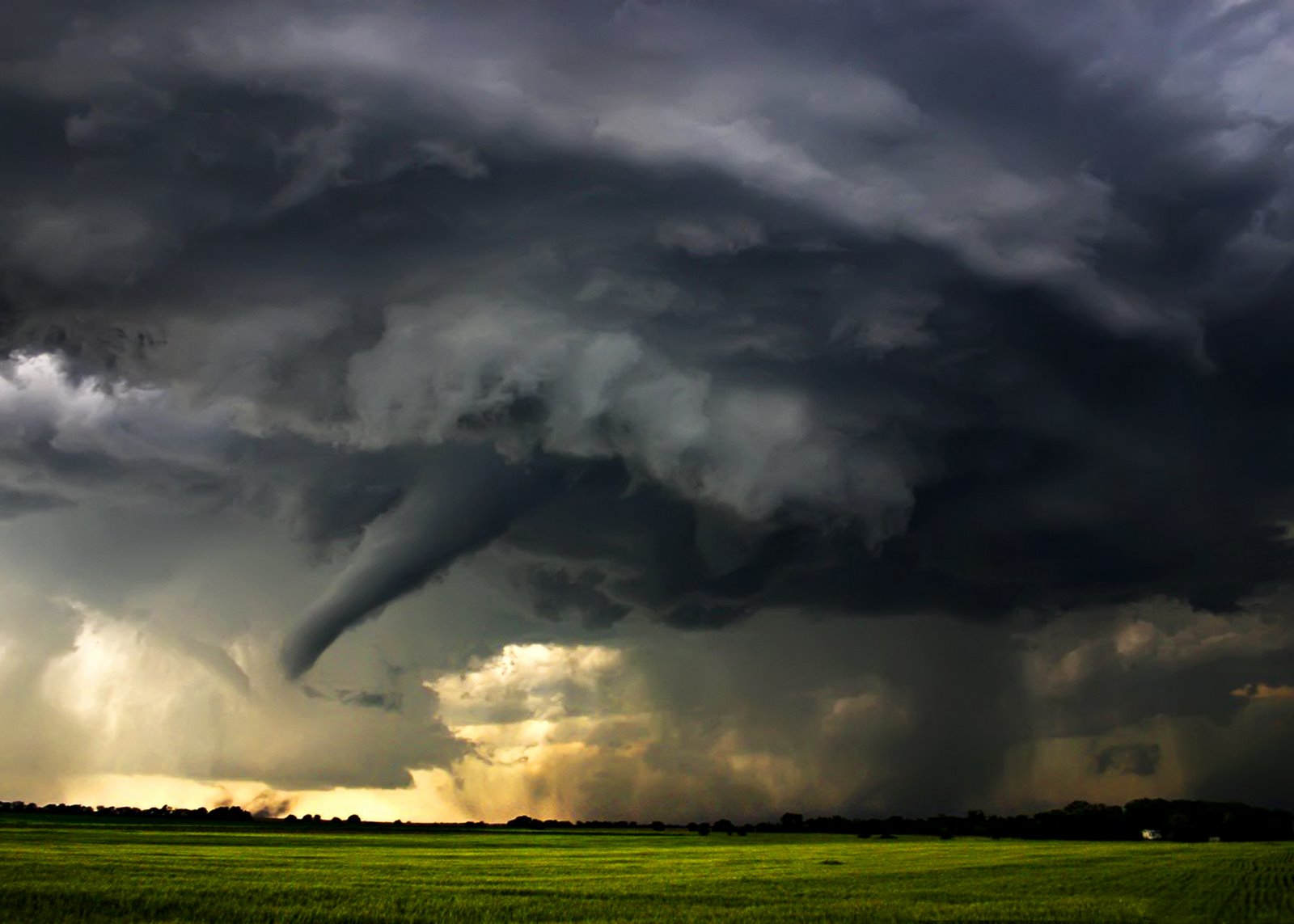 fondo de pantalla de tornado,cielo,nube,naturaleza,tiempo de día,atmósfera