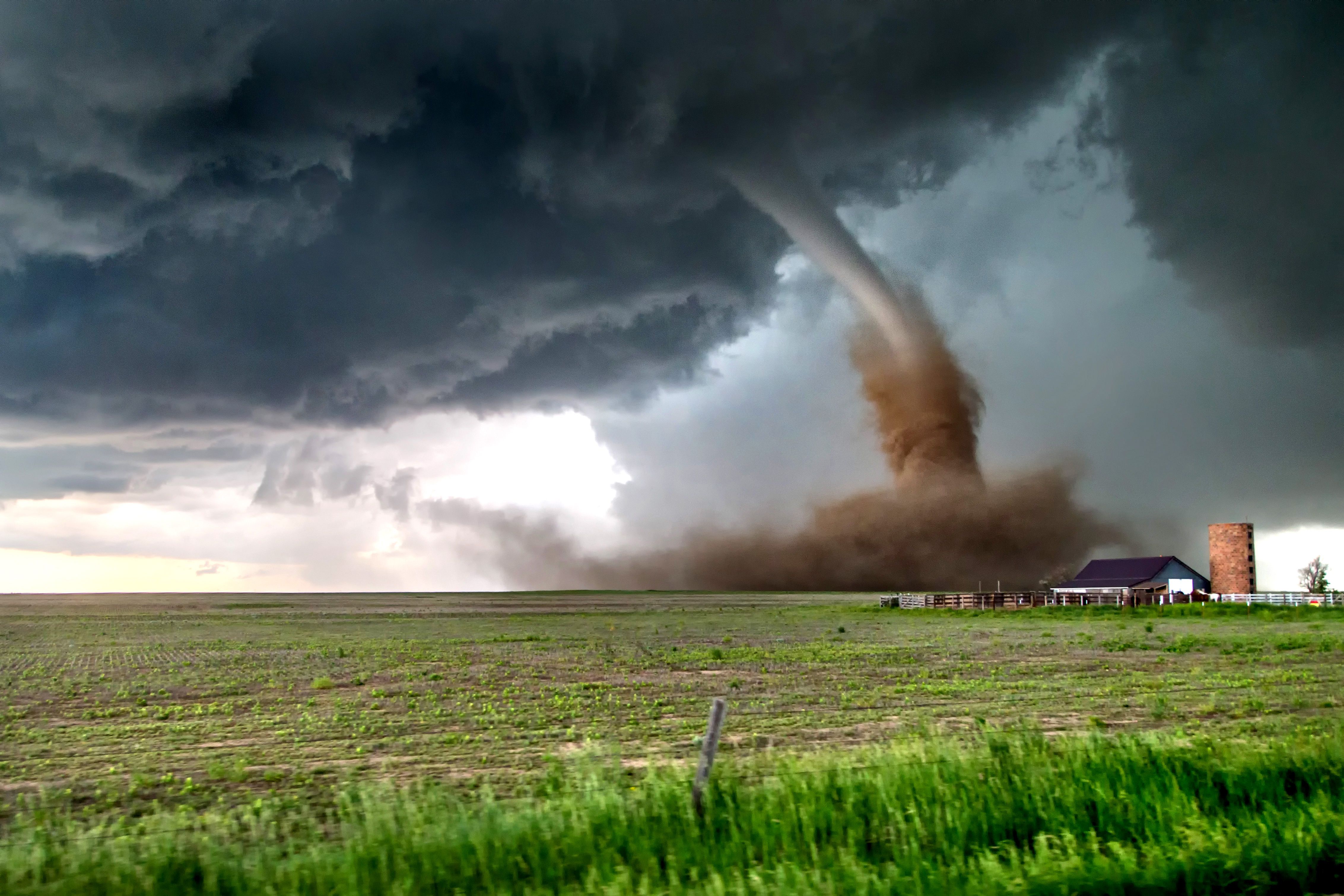 fond d'écran de tornade,ciel,nuage,la nature,tornade,tempête