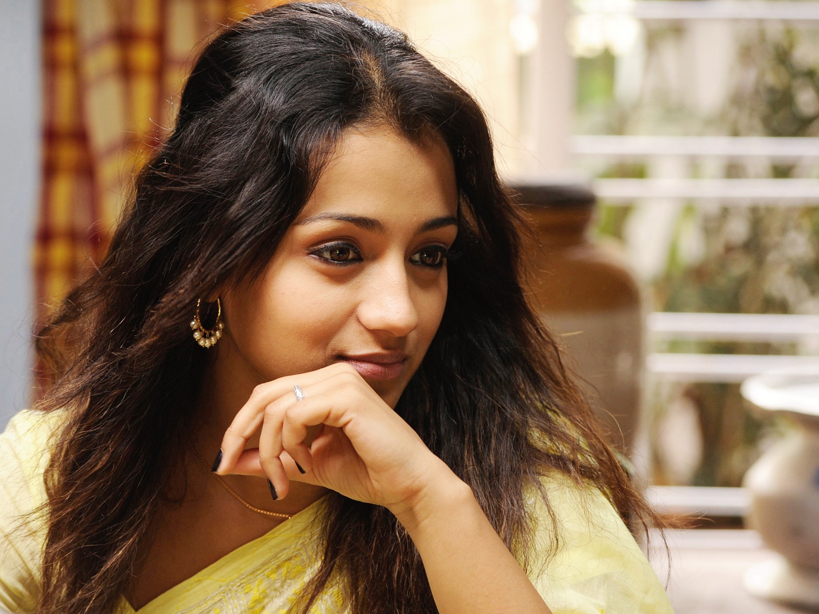 hd wallpaper tamil actress,hair,hairstyle,beauty,lip,long hair