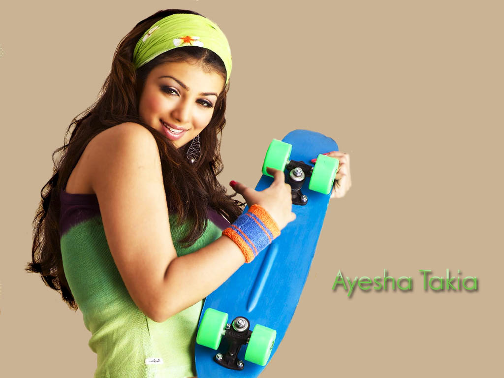 fond d'écran nom ayesha,planche à roulette,longboard,équipement sportif,pistolet à eau,sourire