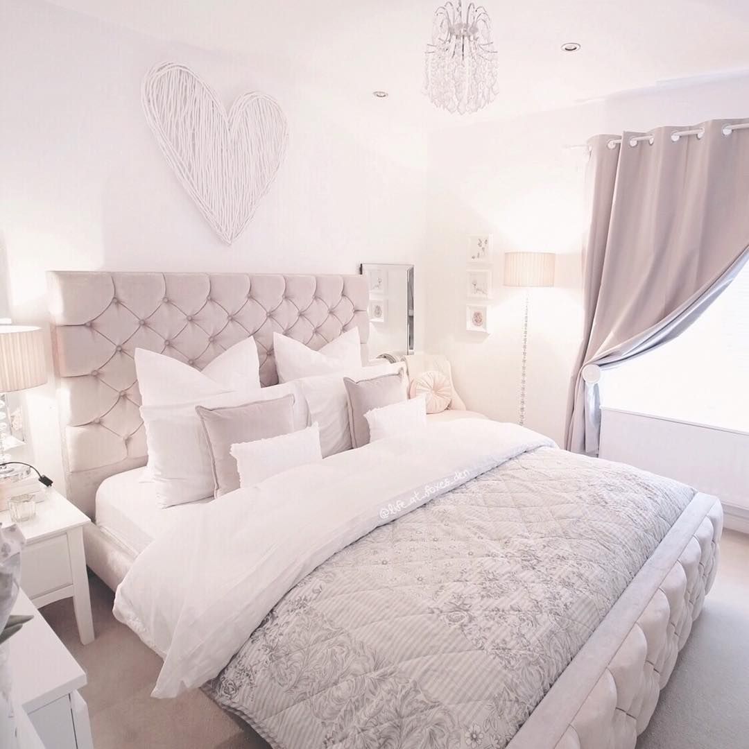 壁紙dinding kamar tidur romantis,寝室,ベッド,家具,ルーム,財産