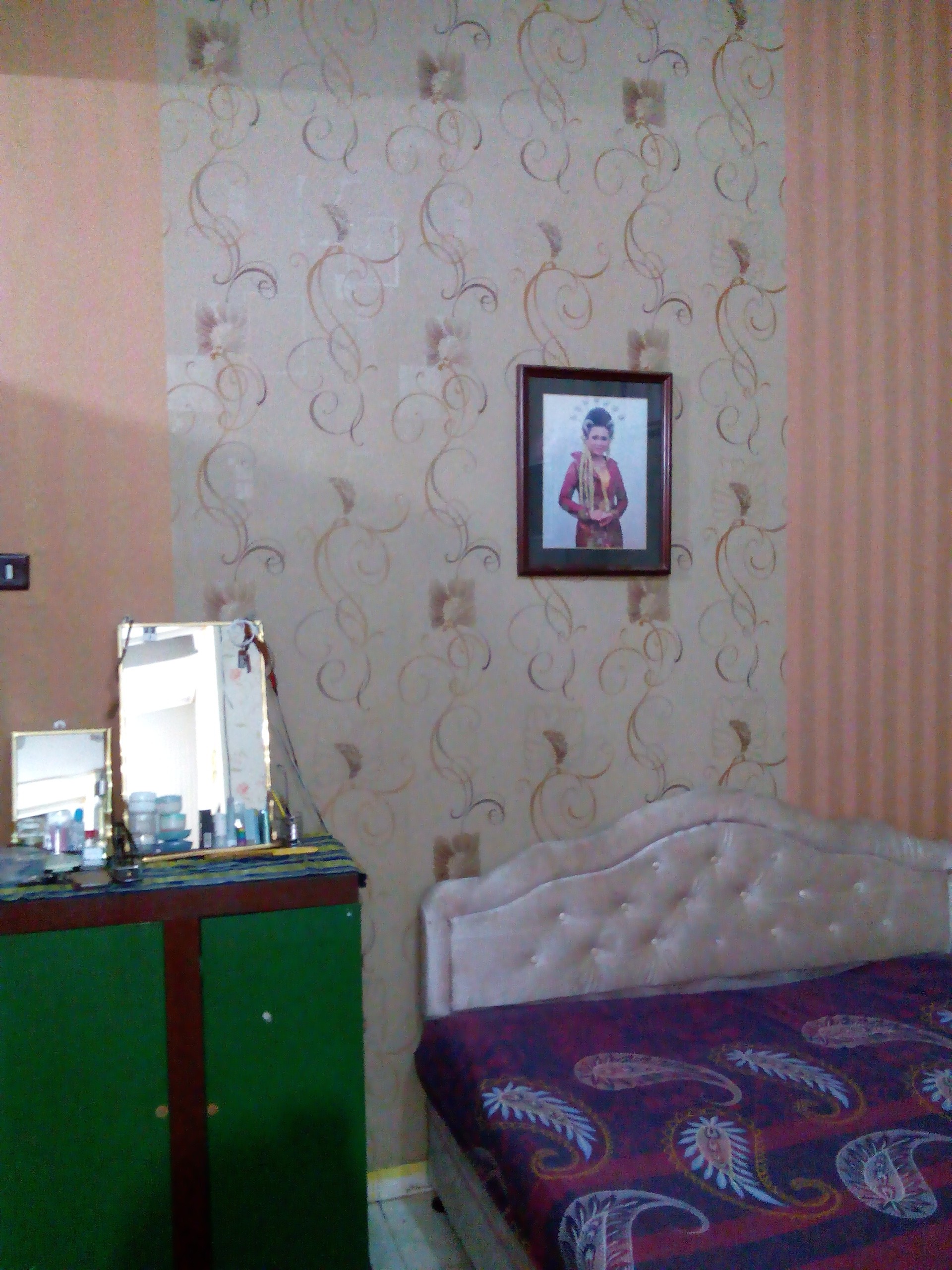 壁紙dinding kamar tidur romantis