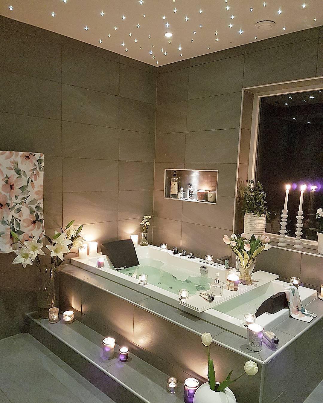 배경 dinding 카마르 티 두르 romantis,방,인테리어 디자인,화장실,특성,천장