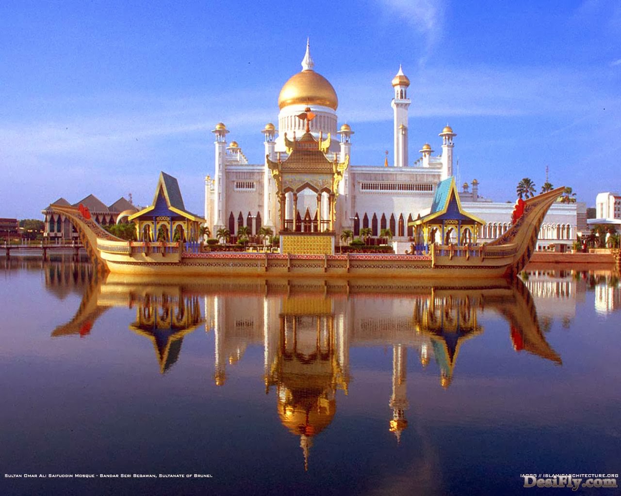 mosque wallpaper,landmark,reflection,holy places,architecture,place of worship