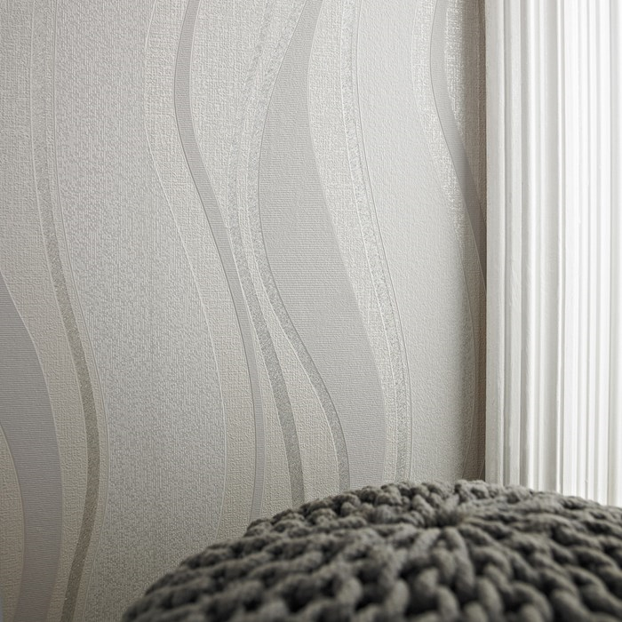 papel pintado gris y plateado,blanco,cortina,pared,habitación,diseño de interiores