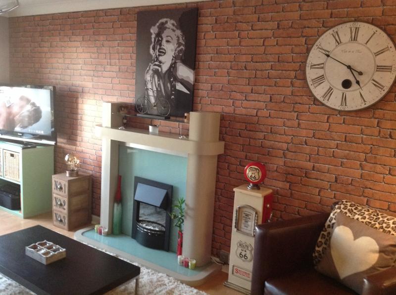 B And Q Living Room Wallpaper Living Room WallpaperUse