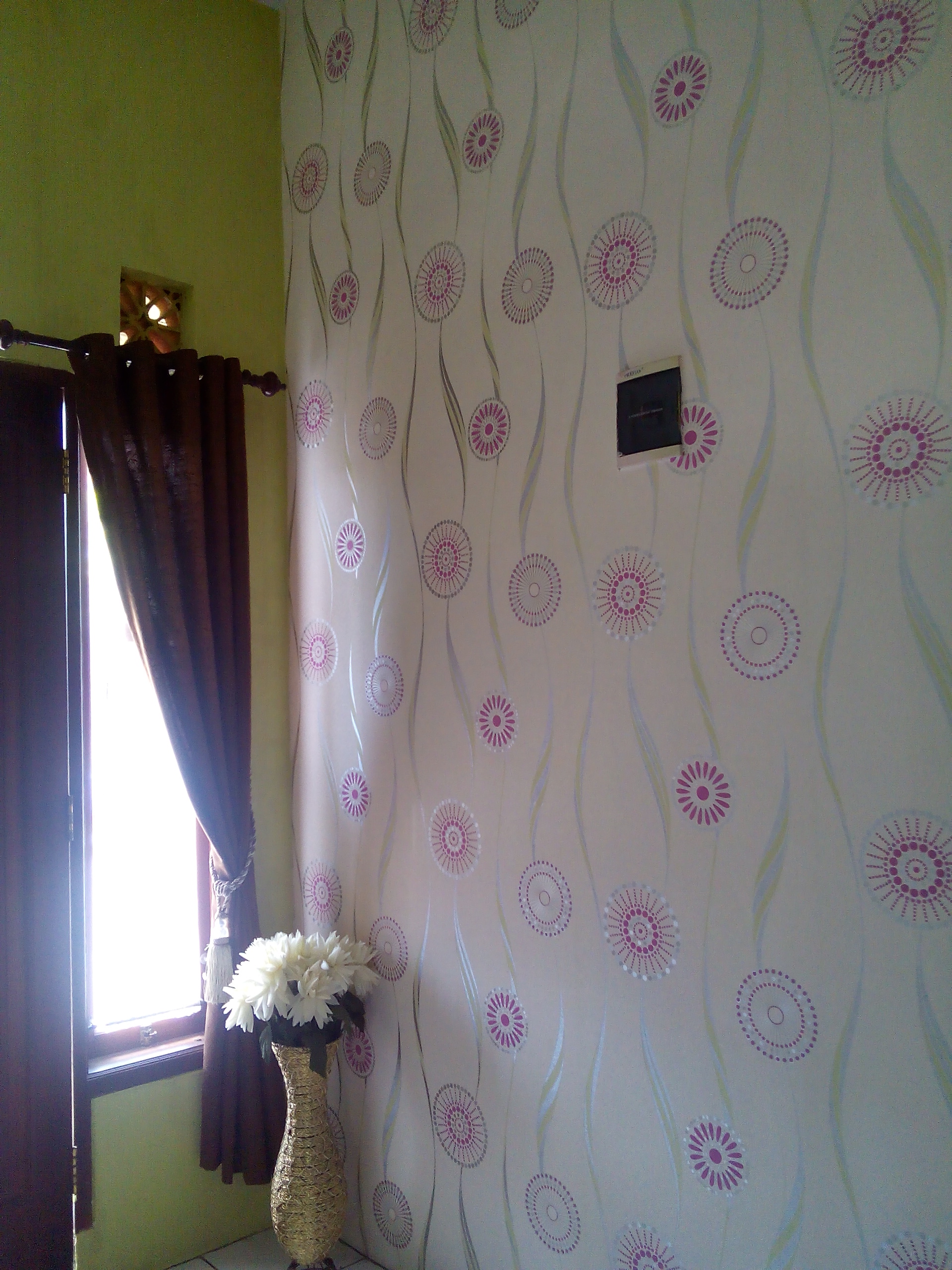 harga wallpaper dinding 3d,curtain,window treatment,interior design,wall,pink