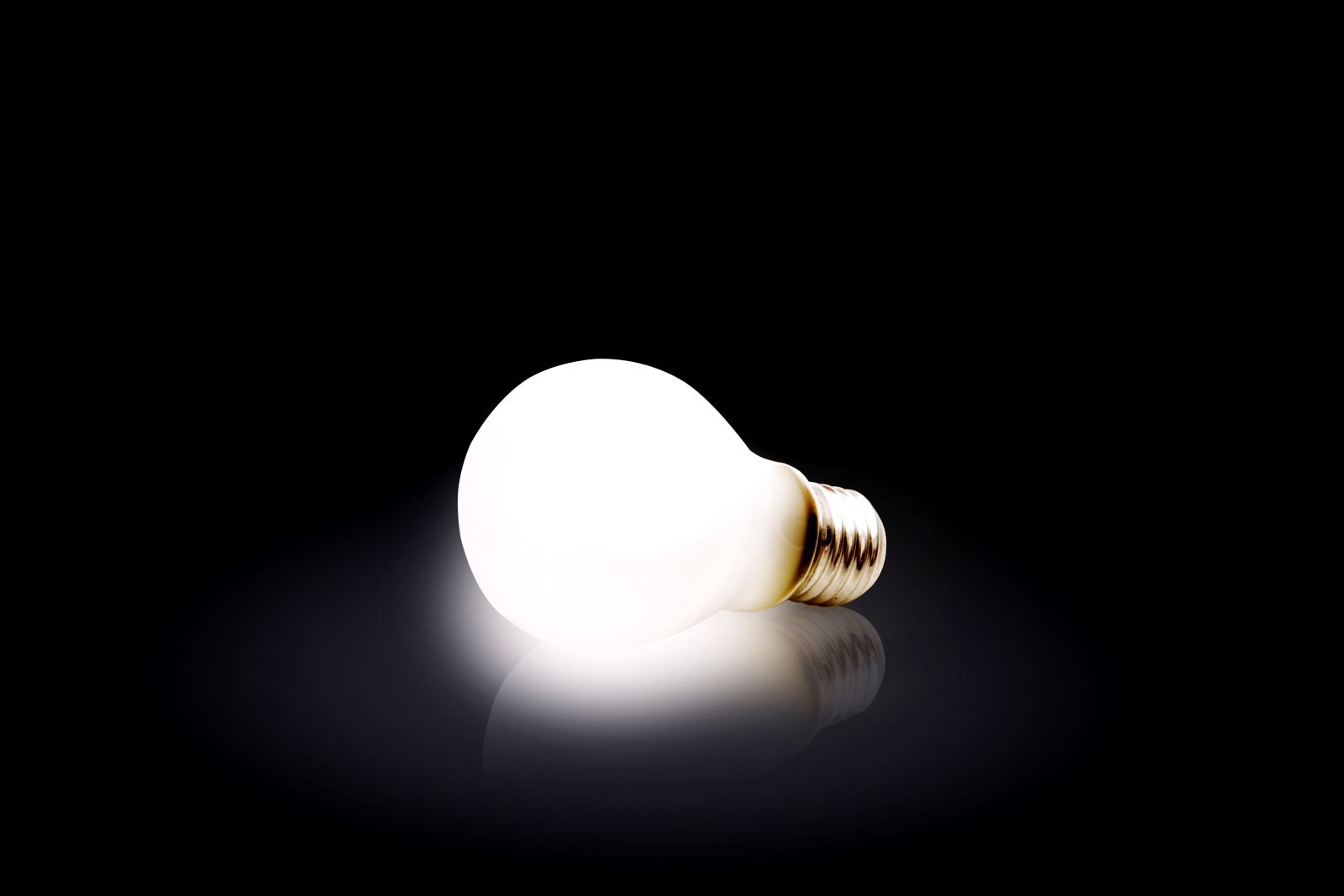 light wallpaper hd,lighting,light,incandescent light bulb,light bulb,light fixture