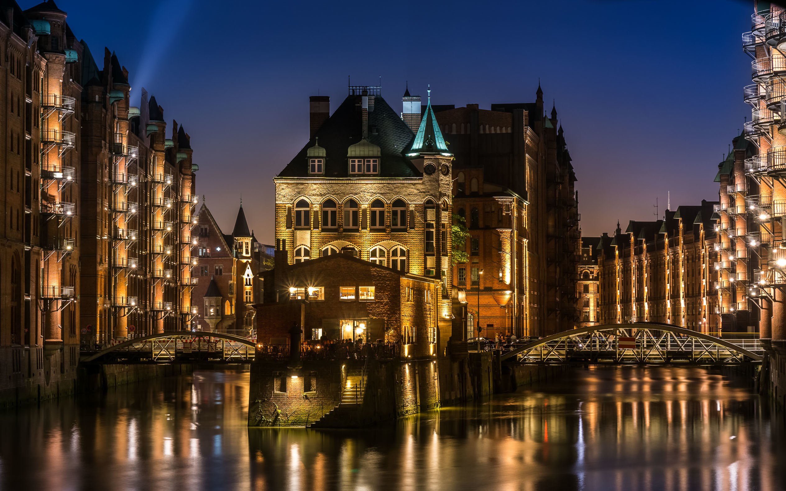 germany wallpaper,reflection,landmark,water,waterway,city