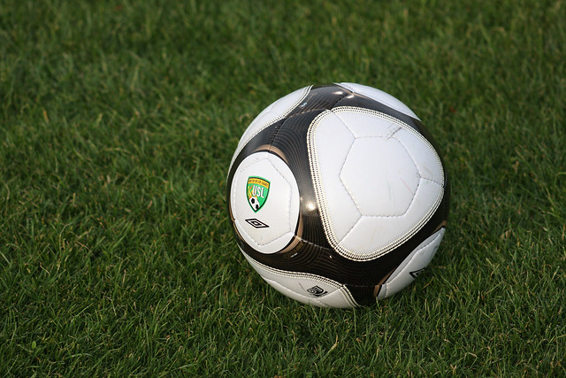 papier peint boule,ballon de football,football,football,herbe,pallone