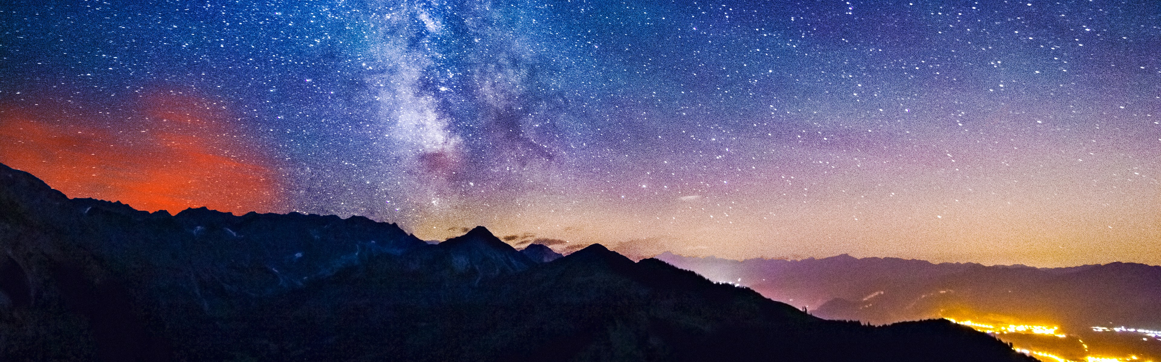 hintergrundbild mit zwei monitoren,himmel,natur,berg,gebirge,atmosphäre