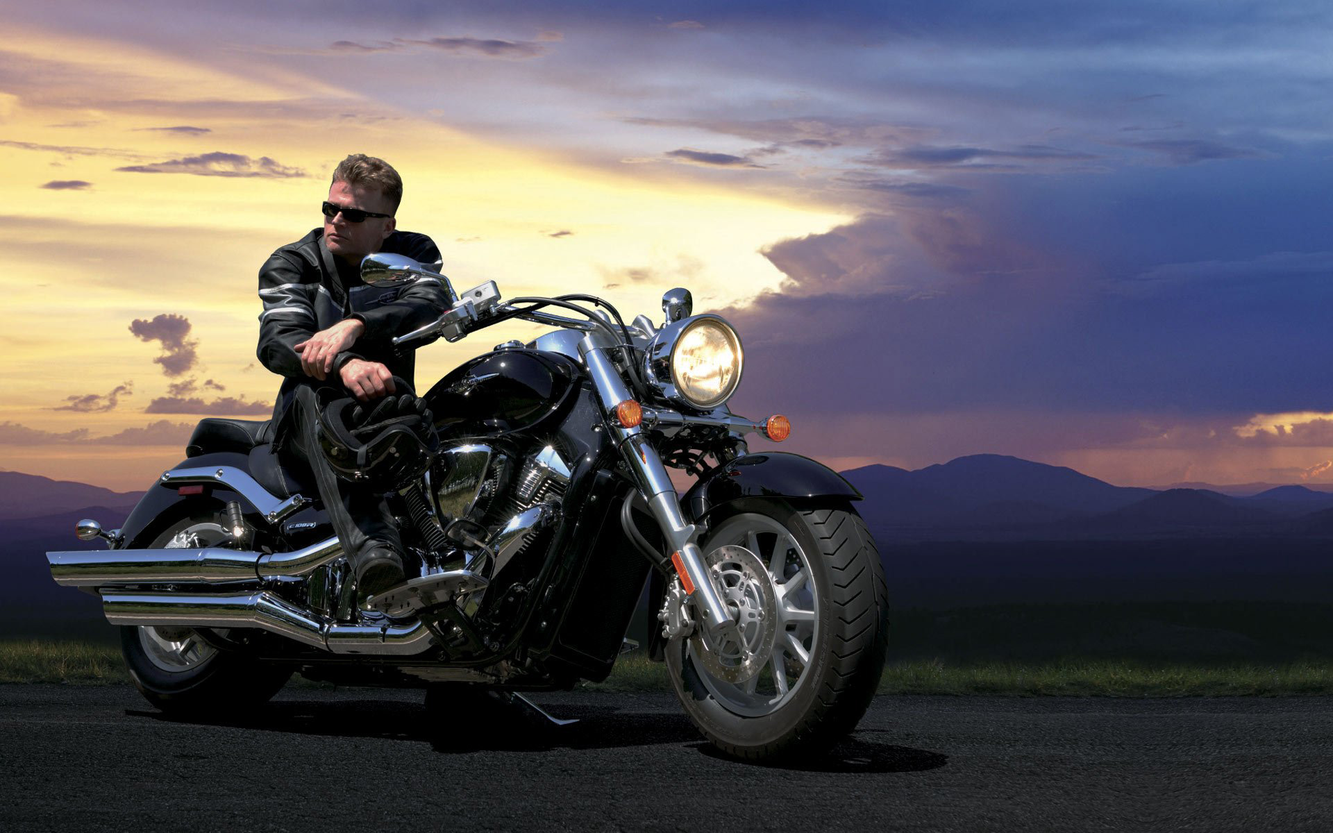 wallpaper moto,land vehicle,motorcycle,vehicle,cruiser,motorcycling