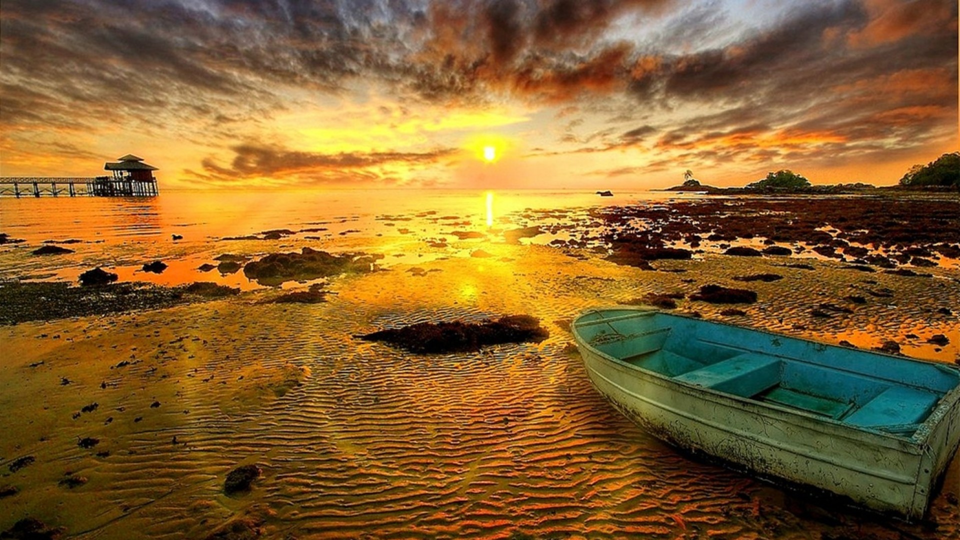 fondo de pantalla de indonesia,cielo,paisaje natural,naturaleza,reflexión,puesta de sol