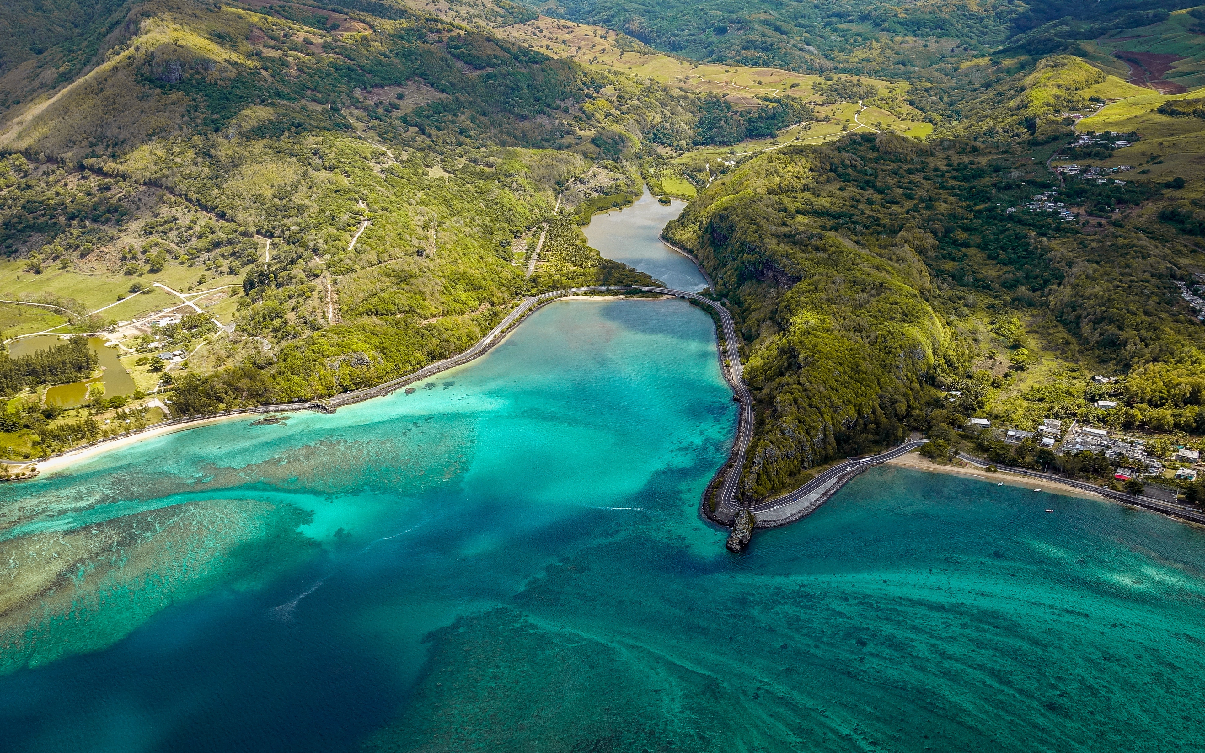 4k desktop wallpaper,natural landscape,water resources,aerial photography,coast,inlet