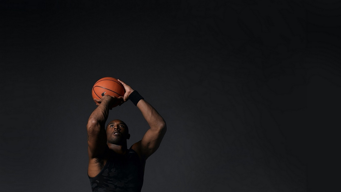 fondo de pantalla de 1136x640,negro,baloncesto,jugador de baloncesto,fotografía con flash,actuación
