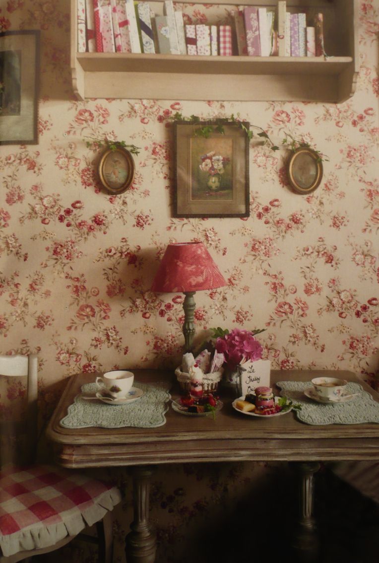 papel pintado de estilo vintage,rosado,habitación,mueble,pared,diseño de interiores