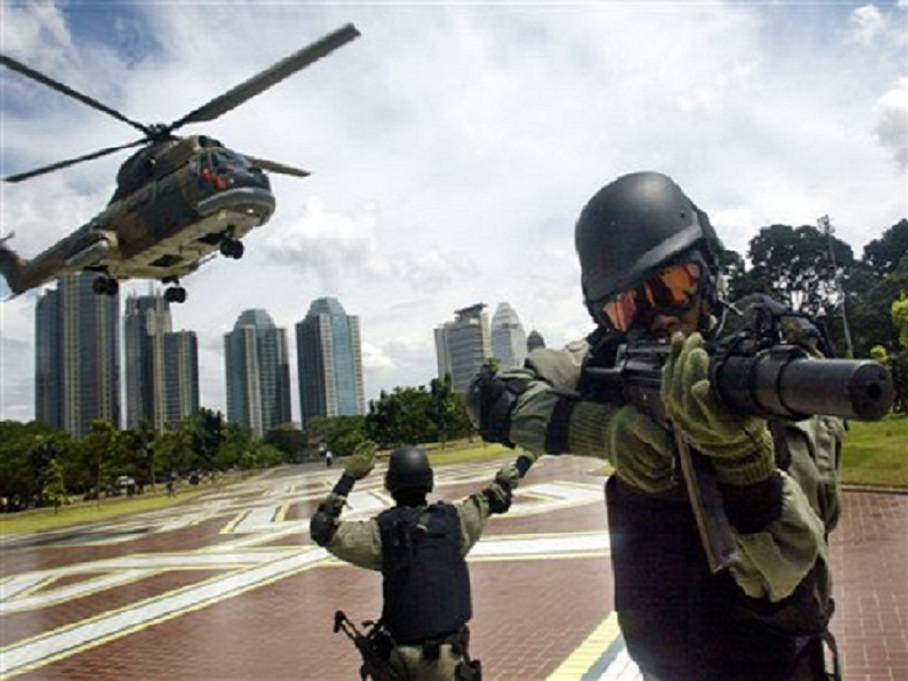 fondo de pantalla tni,helicóptero,helicóptero militar,juego de pc,juego de disparos,soldado