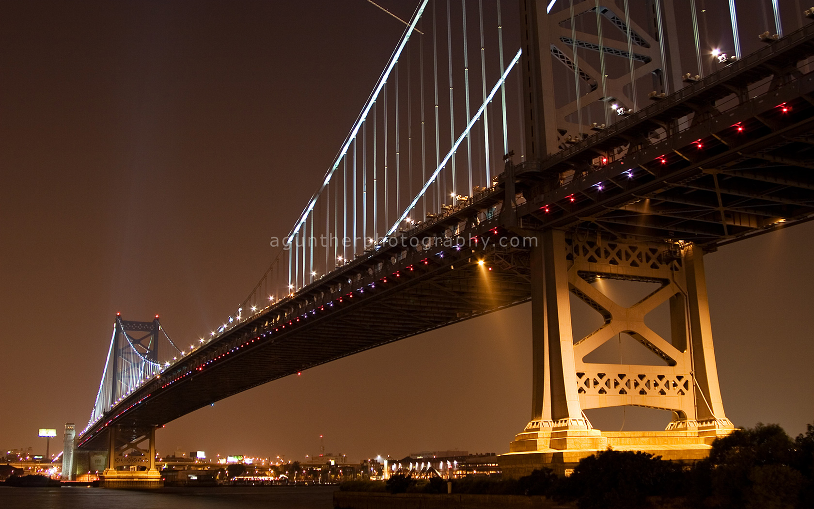 alto fondo de pantalla hd,puente,noche,enlace fijo,puente suspendido en cables,puente colgante