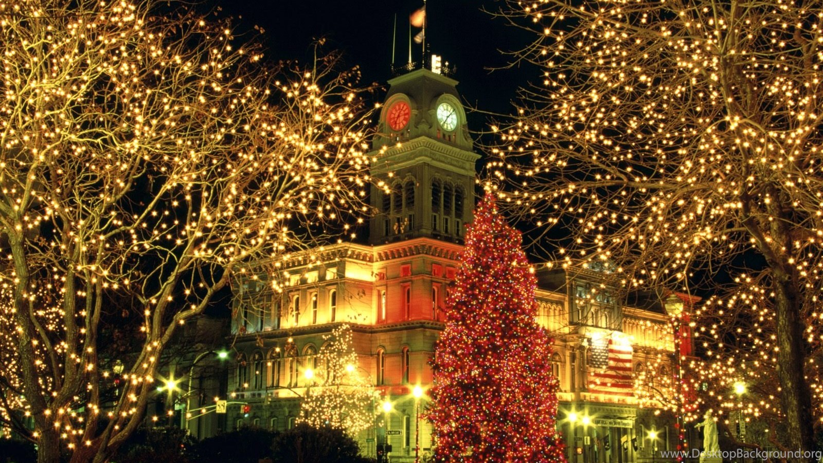 free christmas wallpaper,landmark,christmas lights,tree,metropolis,lighting