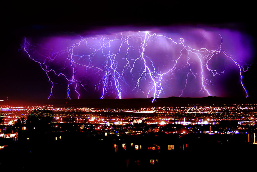 fond d'écran de foudre,tonnerre,orage,foudre,ciel,la nature