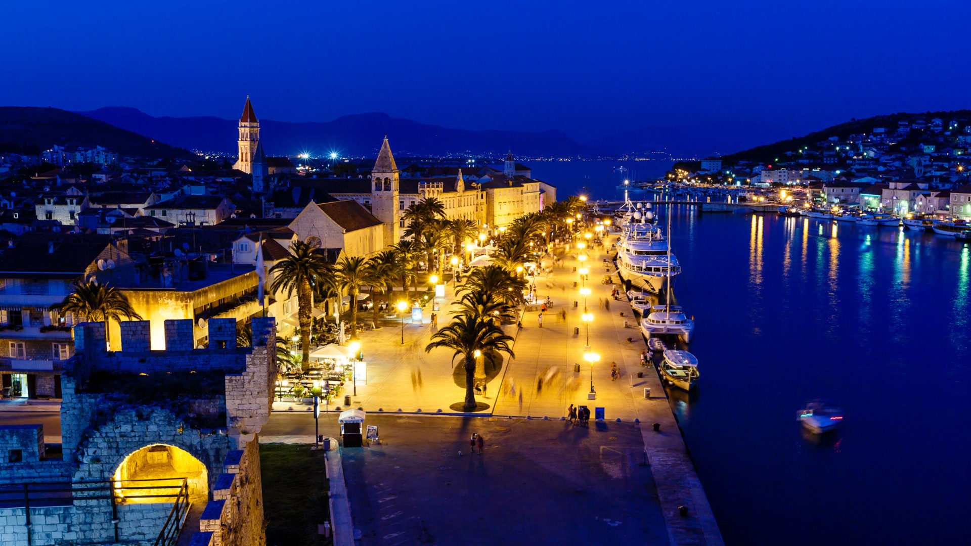 pc desktop wallpaper,night,sky,blue,town,city