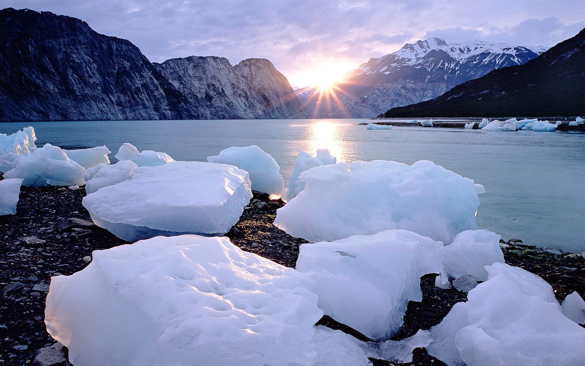 free wallpaper backgrounds,polar ice cap,iceberg,ice,glacial lake,nature