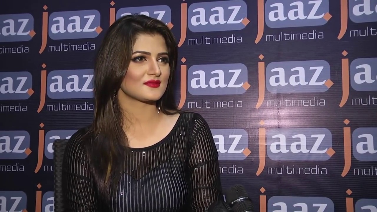 srabanti chatterjee hd wallpaper,haar,premiere,schwarzes haar,journalist