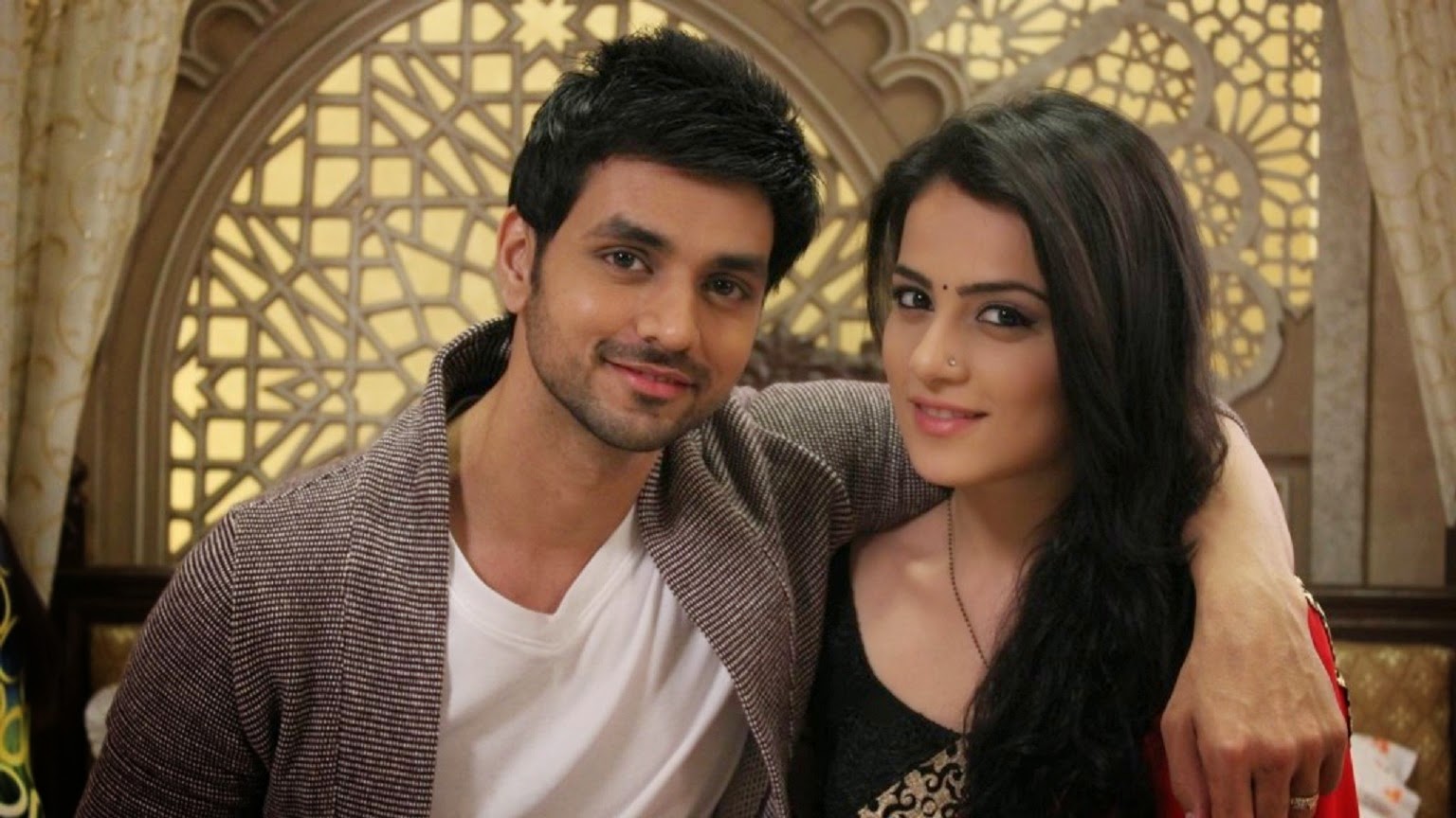 ishani ranveer hd wallpaper download,friendship,forehead,photography,fun,black hair