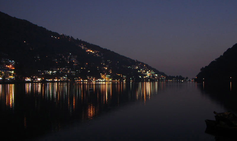 fond d'écran nainital,nuit,ciel,l'eau,réflexion,lumière