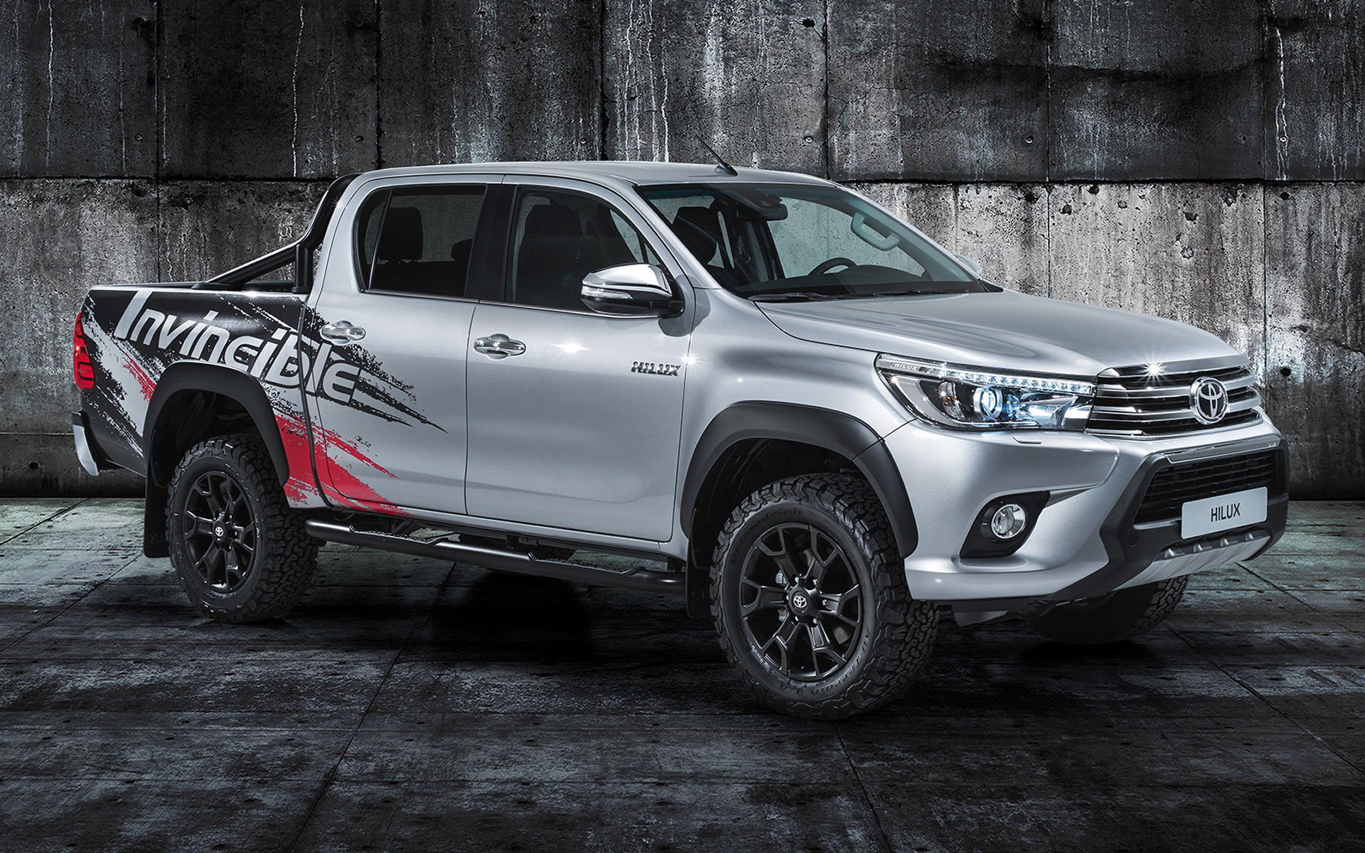 hilux wallpaper,land vehicle,vehicle,car,motor vehicle,automotive tire