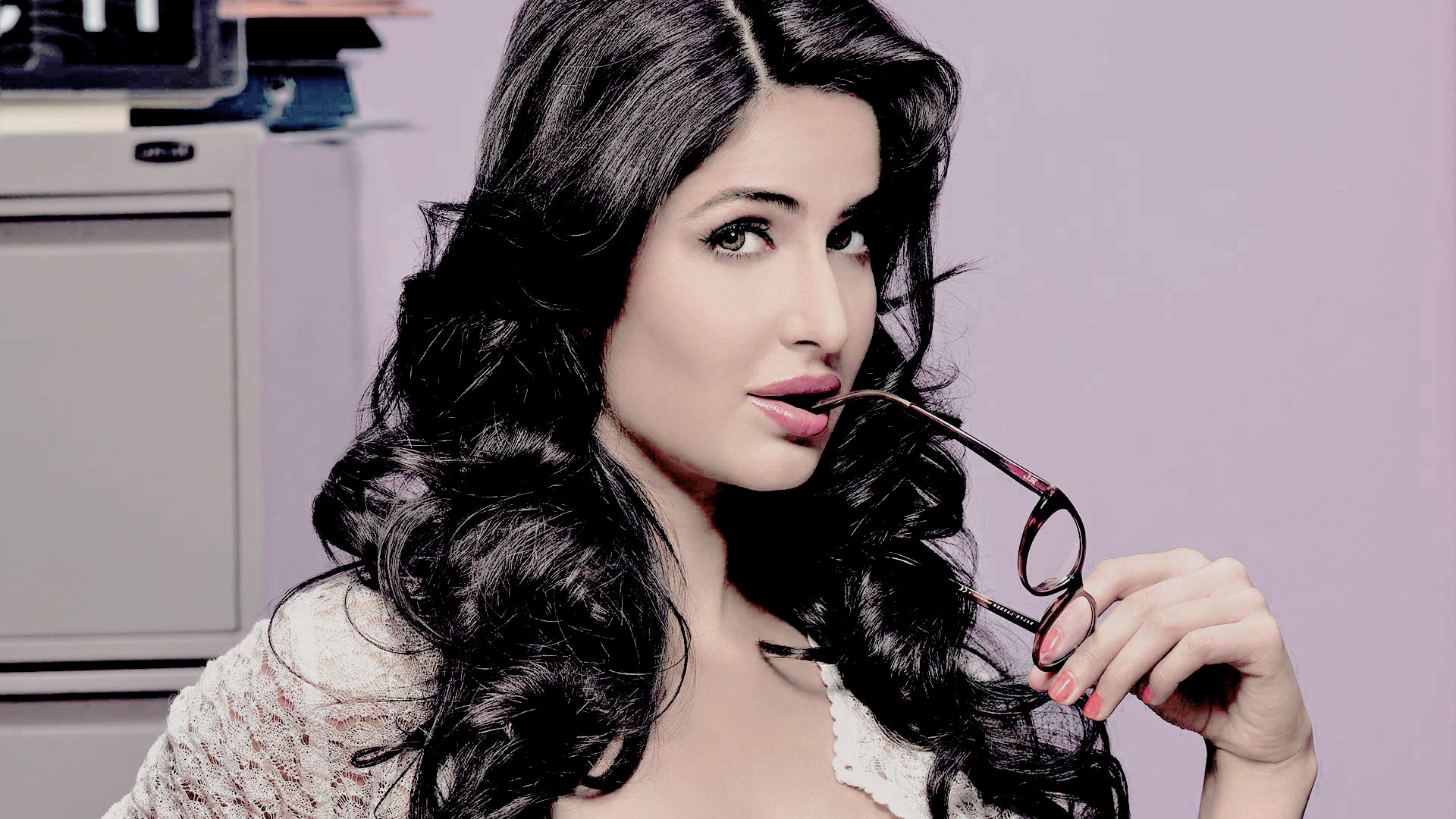 katrina kaif hd live wallpaper télécharger,cheveux,lèvre,visage,coiffure,cheveux noirs