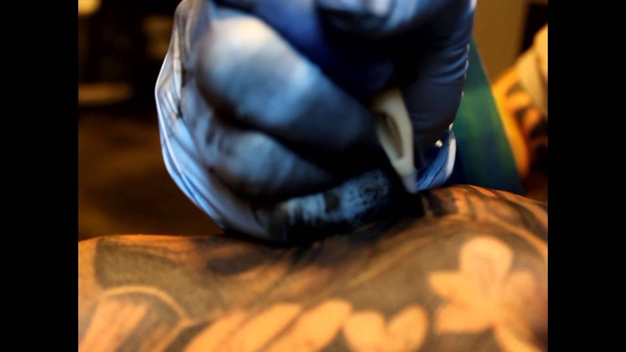 tatuaje máquina fondos de pantalla hd,hombre murciélago,personaje de ficción,mano,superhéroe,culturismo