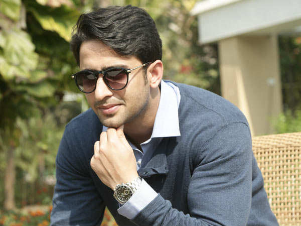 kuch rang pyar ke aise bhi wallpaper hd,eyewear,cool,glasses,sunglasses,vision care