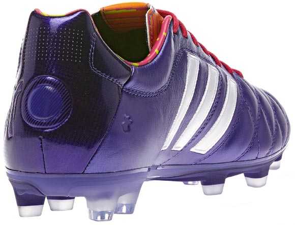 wallpaper sepatu bola,shoe,footwear,cleat,athletic shoe,violet