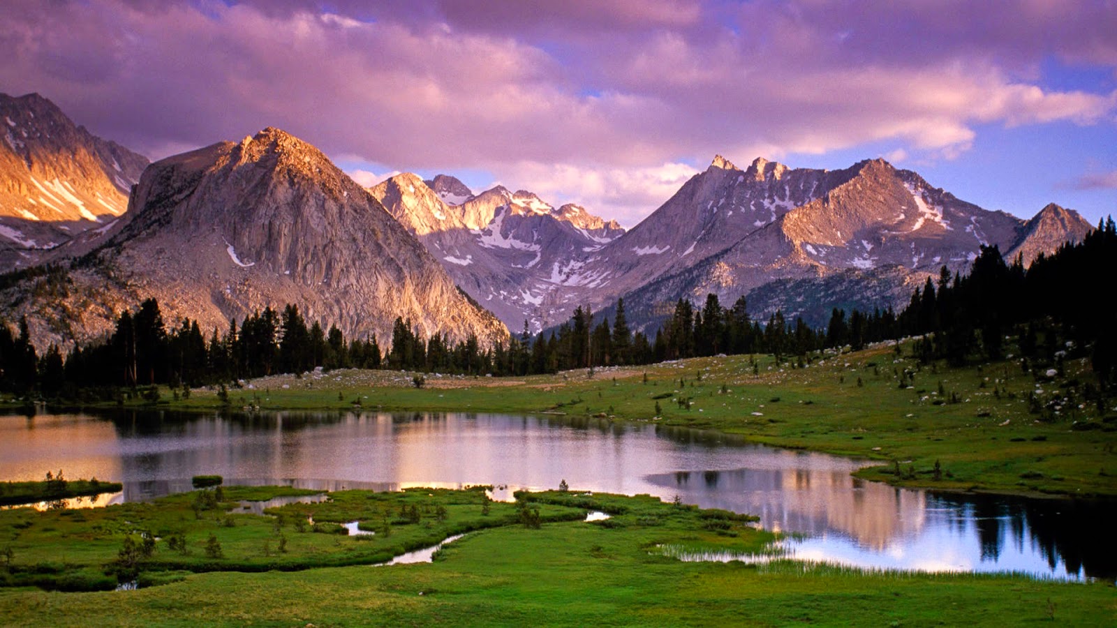 sfondi di montagna gratis,montagna,paesaggio naturale,natura,catena montuosa,riflessione