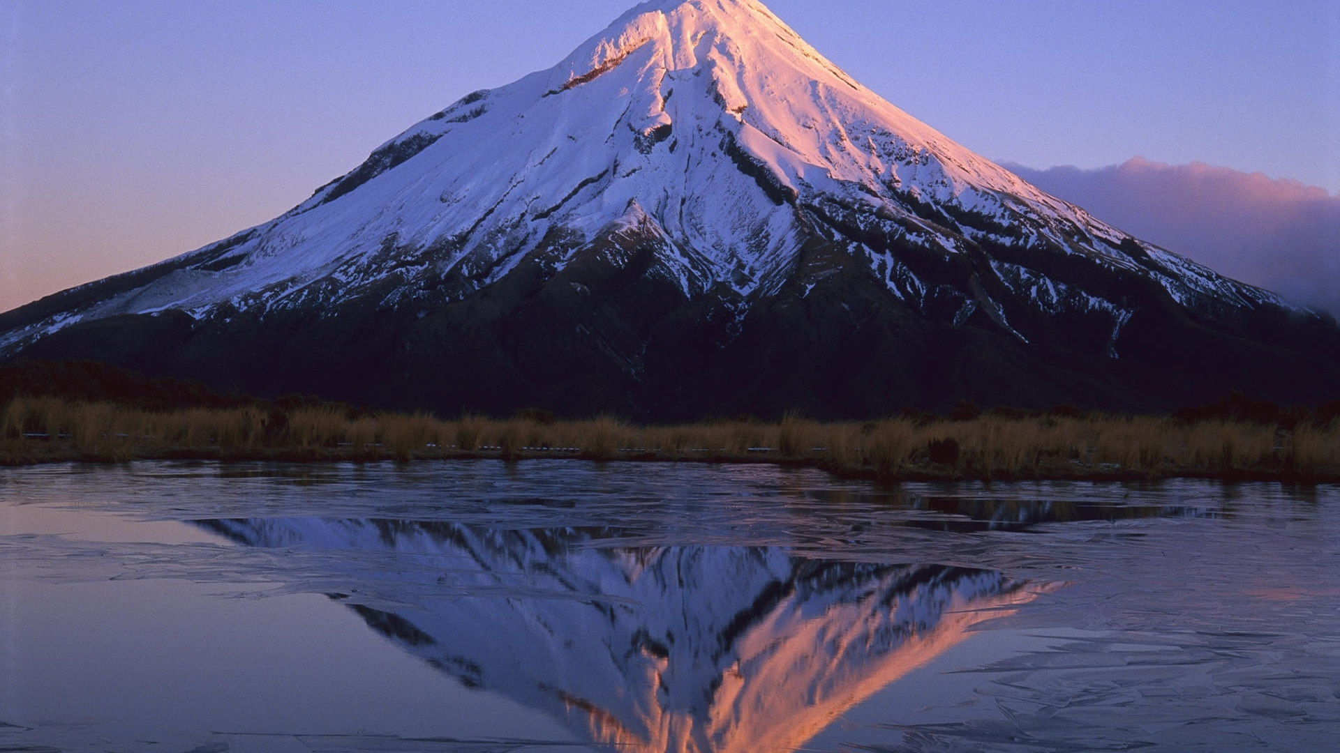 mountain wallpapers free,stratovolcano,nature,reflection,mountain,shield volcano