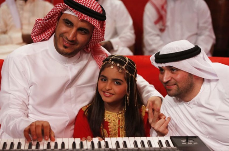 hala al turk fondo de pantalla hd,instrumento musical,teclado,tecnología,piano,evento